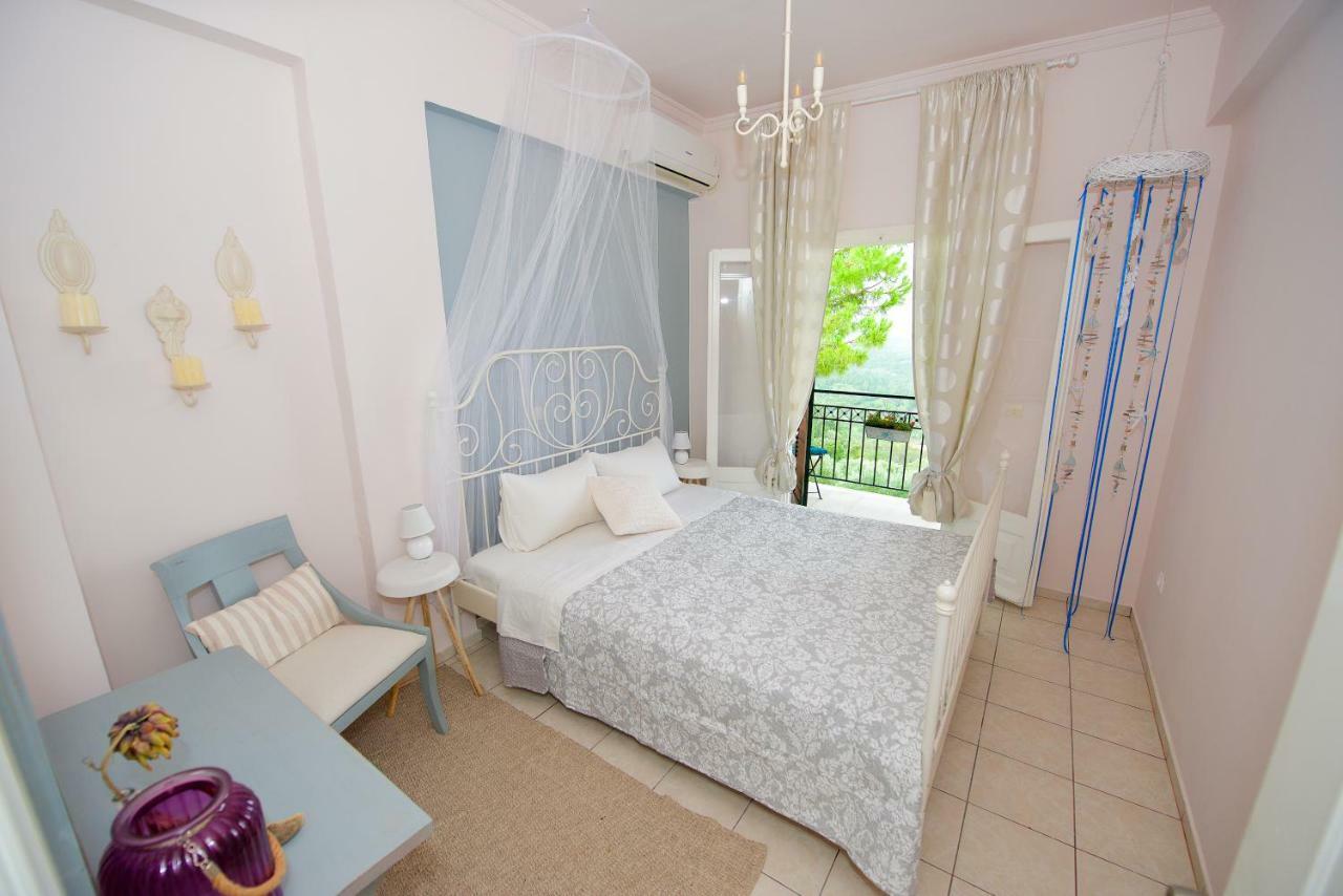 Aurora Apartment Corfu Pelekas Ngoại thất bức ảnh